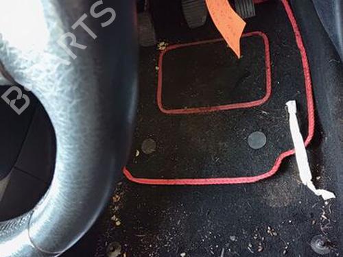 Steering wheel PEUGEOT 407 SW (6E_, 6D_) 2.0 HDi 135 | BP32400438C49 