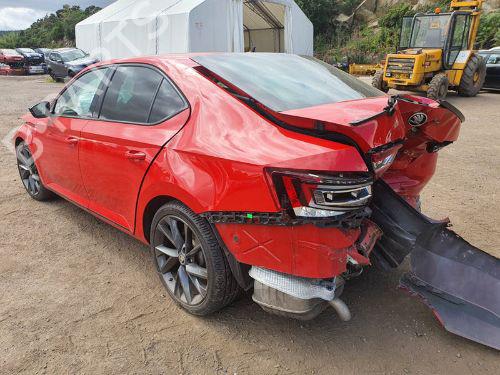 Venstre fortil bærearm SKODA SUPERB III (3V3) 2.0 TSI | BP29653391M12 