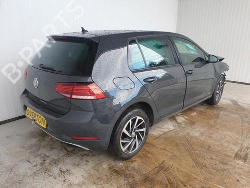 Fuse box VW GOLF VII (5G1, BQ1, BE1, BE2) 1.5 TSI | BP29649644E1