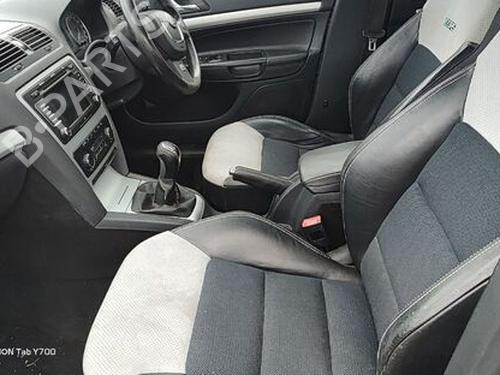 Radio SKODA OCTAVIA II Combi (1Z5) 2.0 TDI RS | BP29658888E6