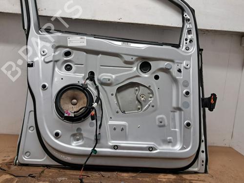 Left front door VW GOLF PLUS V (5M1, 521) 1.9 TDI | BP29670771C2