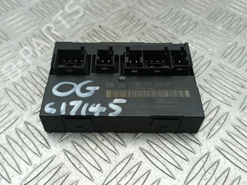 Sikringsdåse VW CADDY III Box Body/MPV (2KA, 2KH, 2CA, 2CH) 2.0 SDI (70 hp) 29651936