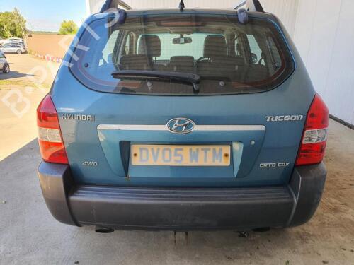 Left taillight HYUNDAI TUCSON (JM) 2.0 CRDi All-wheel Drive | BP29651831C34