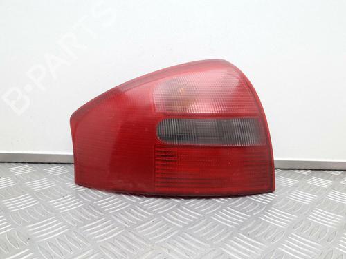 Venstre baglygte AUDI A6 C5 (4B2, 4B4) 2.4 (165 hp) 29645363