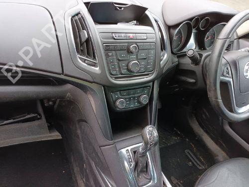 Fuel flap VAUXHALL ZAFIRA Mk III (P12) 2.0 CDTi (75) | BP29658417C131 