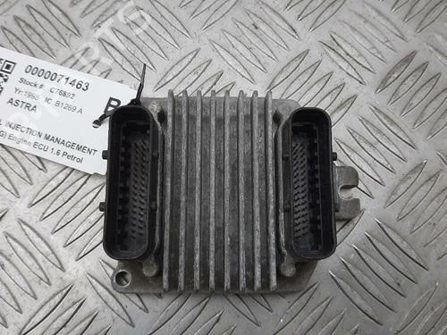 Used Engine control unit (ECU) VAUXHALL ASTRA Mk IV (G) Estate (T98) 1.6 16V (101 hp) 29647706