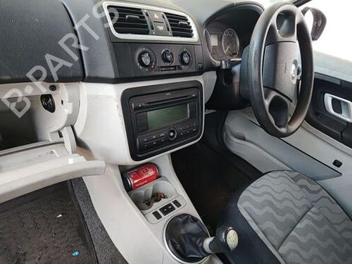 Mittelkonsole SKODA FABIA II (542) 1.4 TDI | BP29672587I22 