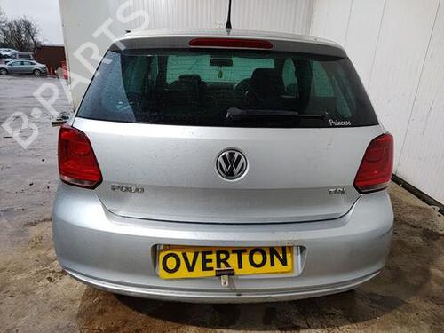 Left front seat VW TOURAN VAN (1T3) 1.6 TDI | BP32841833C15 - Image 16