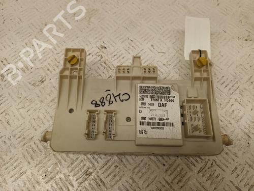 Fuse box FORD FOCUS C-MAX (DM2) 1.6 | BP29655742E1