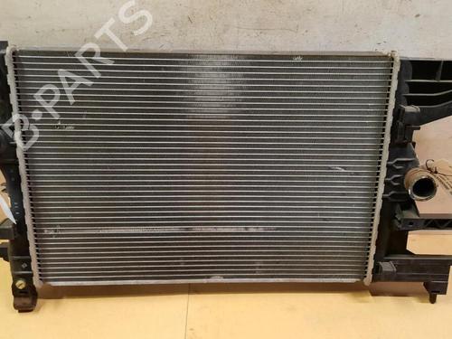 Used Water radiator VAUXHALL ASTRA Mk VI (J) (P10) 1.6 (115 hp) 29647885
