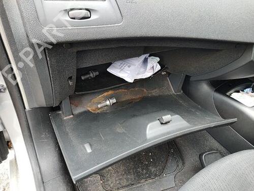 Air filter box RENAULT LAGUNA III Grandtour (KT0/1) 2.0 dCi (KT07, KT0J, KT14, KT1A, KT1S) | BP29677006M87 