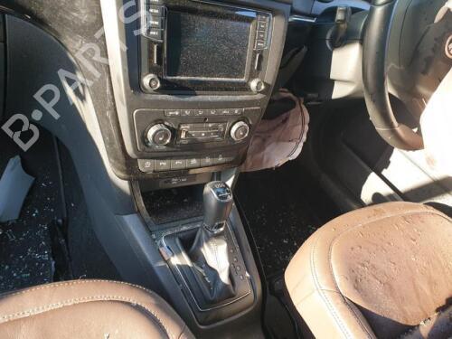 Windscreen washer tank SKODA SUPERB II (3T4) 2.0 TDI 16V | BP29679121C113