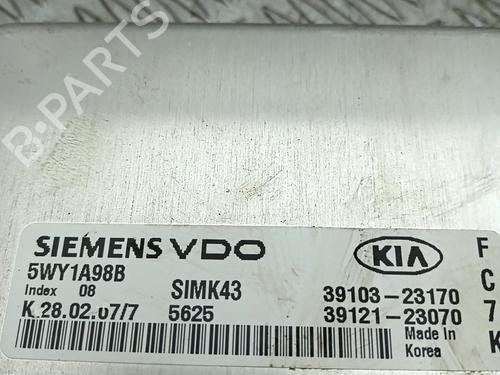 Engine control unit (ECU) KIA SPORTAGE II (JE_, KM_) 2.0 16V 4WD | BP29677396M57