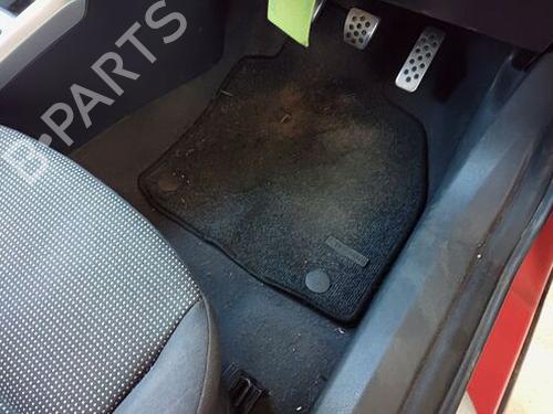 Front left seatbelt VAUXHALL ASTRA Mk V (H) Sport Hatch (A04) 1.8 i 16V (L08) | BP29679236I26 