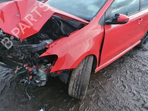 Radio VW POLO V (6R1, 6C1) 1.2 TSI | BP29649807E6