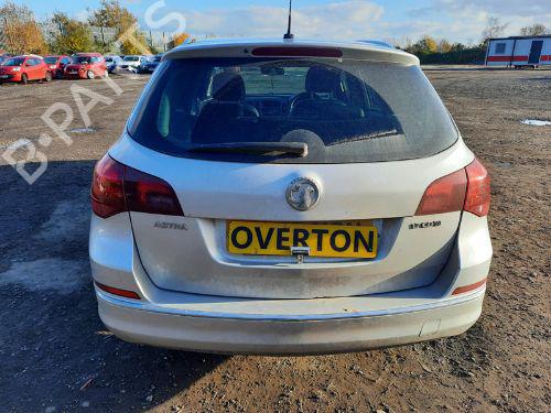 Rear center seatbelt VAUXHALL ASTRA Mk VI (J) Estate (P10) 1.7 CDTi | BP29655068I27 