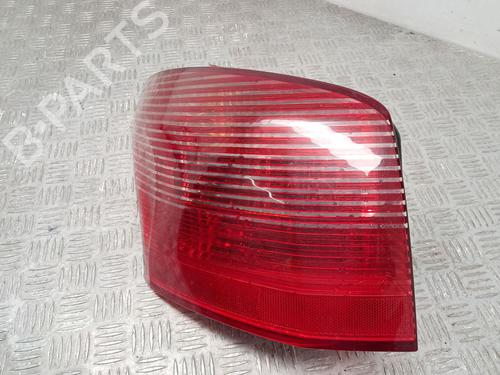 Venstre Baklys PEUGEOT 407 SW (6E_, 6D_) 2.0 HDi 135 | BP29987146C34