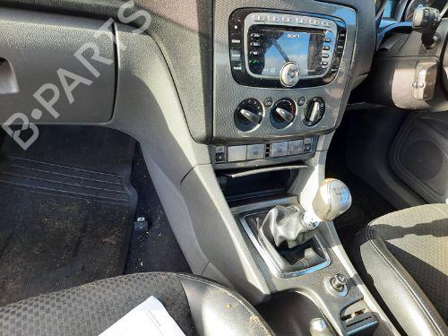 Andre FORD FOCUS II Convertible 2.0 TDCi | BP29902718O1