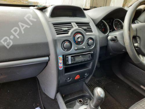 Front left seatbelt RENAULT MEGANE II Saloon (LM0/1_) 1.6 16V (LM1R, LM0C) | BP29654171I26