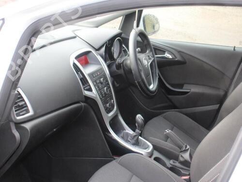 Steering column VAUXHALL ASTRA Mk VI (J) Estate (P10) 1.6 CDTi | BP29666107M21