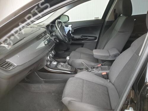 Rear left seatbelt ALFA ROMEO GIULIETTA (940_) 1.6 JTDM (940FYB11, 940FYB1A, 940FYF11, 940FYF1A) | BP29646957I29 