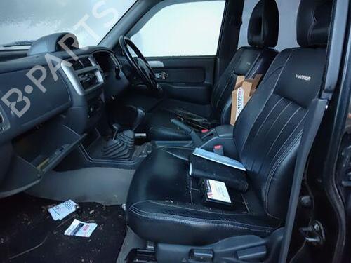 Garniture avant gauche MITSUBISHI L200 (K7_T, K6_T, K5_T) 2.5 TD 4WD (K74T) | BP29677537C58 