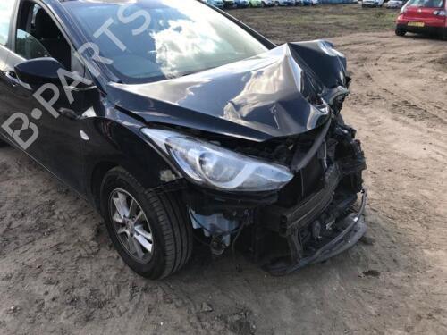 Windscreen washer tank HYUNDAI i30 Estate (GD) 1.6 CRDi | BP29675260C113 