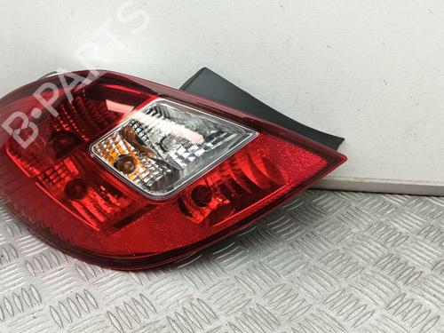 Left taillight VAUXHALL CORSA Mk III (D) (S07) 1.2 i 16V (L08) | BP29663694C34 