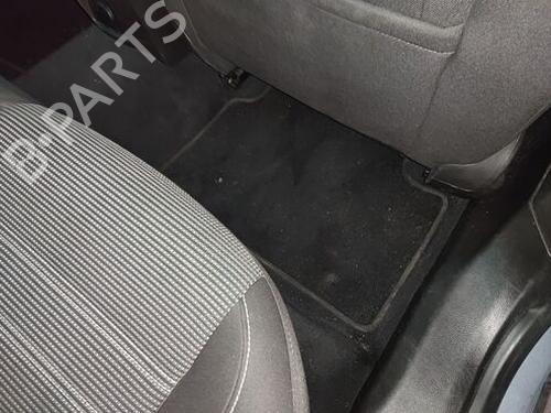 Rear center seatbelt VAUXHALL INSIGNIA Mk I (A) Sports Tourer (G09) 2.0 CDTI (35) | BP32005967I27