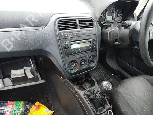 Front right seatbelt FIAT GRANDE PUNTO (199_) 1.4 (199AXB11, 199AXB1A, 199BXB1A, 199AXL1A) | BP29663268I25 