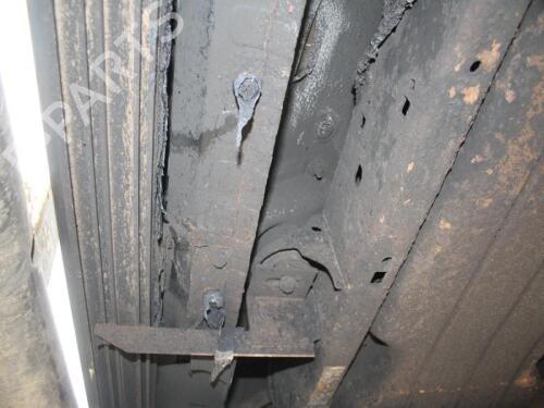 Left front suspension arm LAND ROVER DISCOVERY III (L319) 2.7 TD 4x4 | BP29672055M12