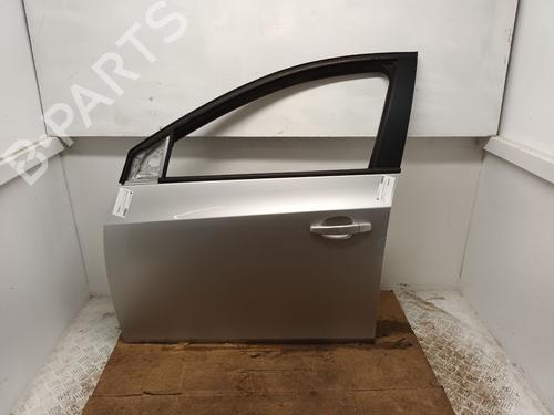 Used Left front door CHEVROLET CRUZE Hatchback (J305) 2.0 CDI (163 hp) 29666238