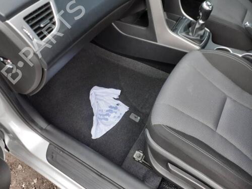 Left sun visor HYUNDAI i30 (GD) 1.6 CRDi | BP29677661I1 