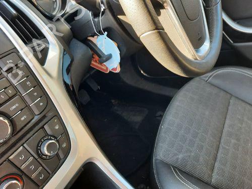 Sikkerhetsbelte bak i midten VAUXHALL ASTRA Mk VI (J) GTC (P10) 2.0 CDTi | BP29653452I27