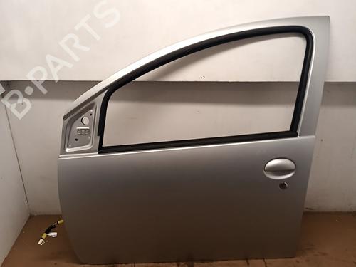 Used Left front door TOYOTA AYGO (_B1_) 1.0 (KGB10_, KGB10R) (68 hp) 29685957