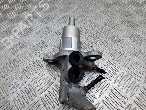 Used Brake master cylinder AUDI A4 B8 (8K2) 2.0 TDI (136 hp) 32179666