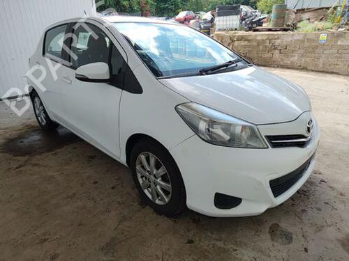 Rear wiper motor TOYOTA YARIS (_P13_) 1.0 (KSP130_, KSP130) | BP29680894M102 