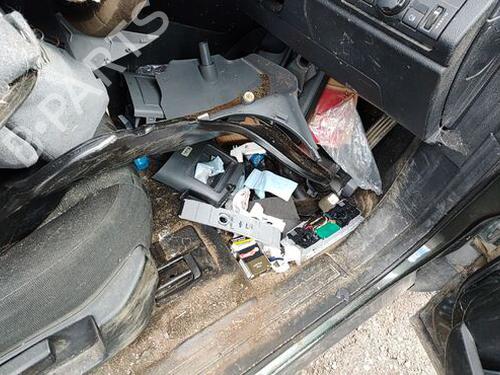 Windscreen washer tank LAND ROVER FREELANDER 2 (L359) 2.2 TD4 4x4 | BP29662334C113 