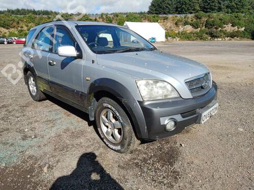 Right headlight KIA SORENTO I (JC) 2.5 CRDi 4WD | BP29673990C29