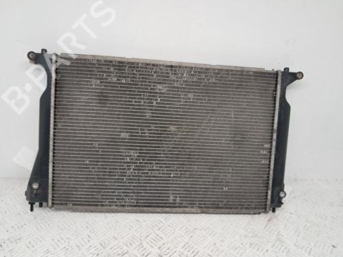 Used Water radiator TOYOTA AVENSIS Estate (_T25_) 2.0 D-4D (ADT250_, ADT250R) (126 hp) 29666695