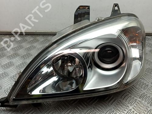 Scheinwerfer links für MERCEDES-BENZ M-CLASS (W163) ML 320 (163.154) (218 hp) 29675123