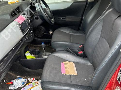 Rear left seatbelt TOYOTA YARIS (_P13_) 1.5 Hybrid (NHP130_, NHP130) | BP29683395I29 