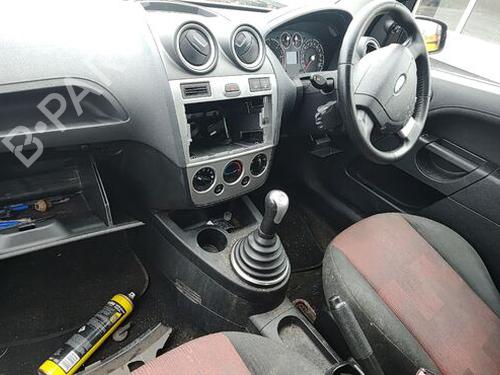 Wheel arch FORD FIESTA V (JH_, JD_) 1.4 TDCi | BP30722772C56