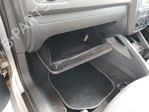 Windscreen washer tank VW GOLF V (1K1) 1.9 TDI | BP29663470C113 