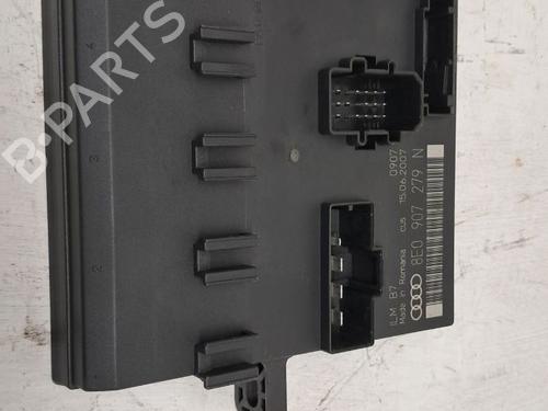 Zekeringkast AUDI A4 B6 (8E2) 1.8 T | BP29664359E1