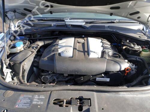 Pas bezpieczeństwa przedni prawy VW TOUAREG (7LA, 7L6, 7L7) 3.2 V6 | BP29648730I25