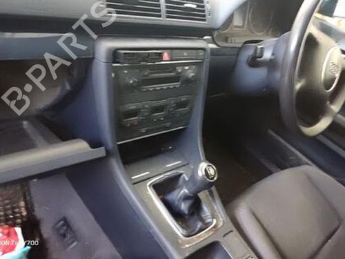 Alzavetro posteriore sinistro AUDI A4 B6 (8E2) 1.8 T | BP29676196C24