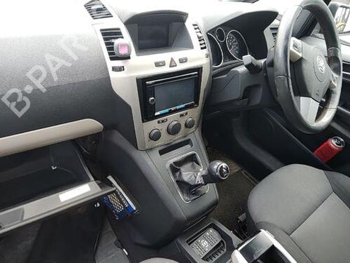 Engine control unit (ECU) VAUXHALL ZAFIRA Mk II (B) (A05) 1.9 CDTI | BP29663646M57 