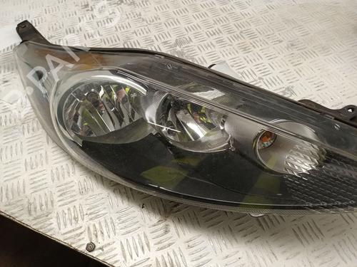 Used Right headlight FORD FIESTA VI (CB1, CCN) 1.4 TDCi (68 hp) 29661585
