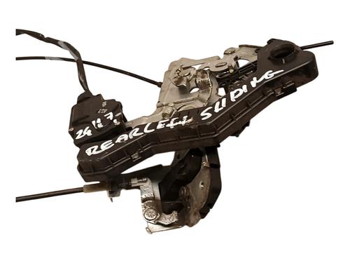 Used Front left lock HYUNDAI H-1 Travel (TQ) 2.5 CRDi (170 hp) 29987150